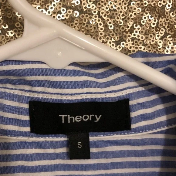 Theory Slim Buttondown Sz S EUC - Picture 6 of 6